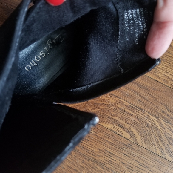 *FREE Gift* Heeled boot in faux suede - Picture 4 of 6